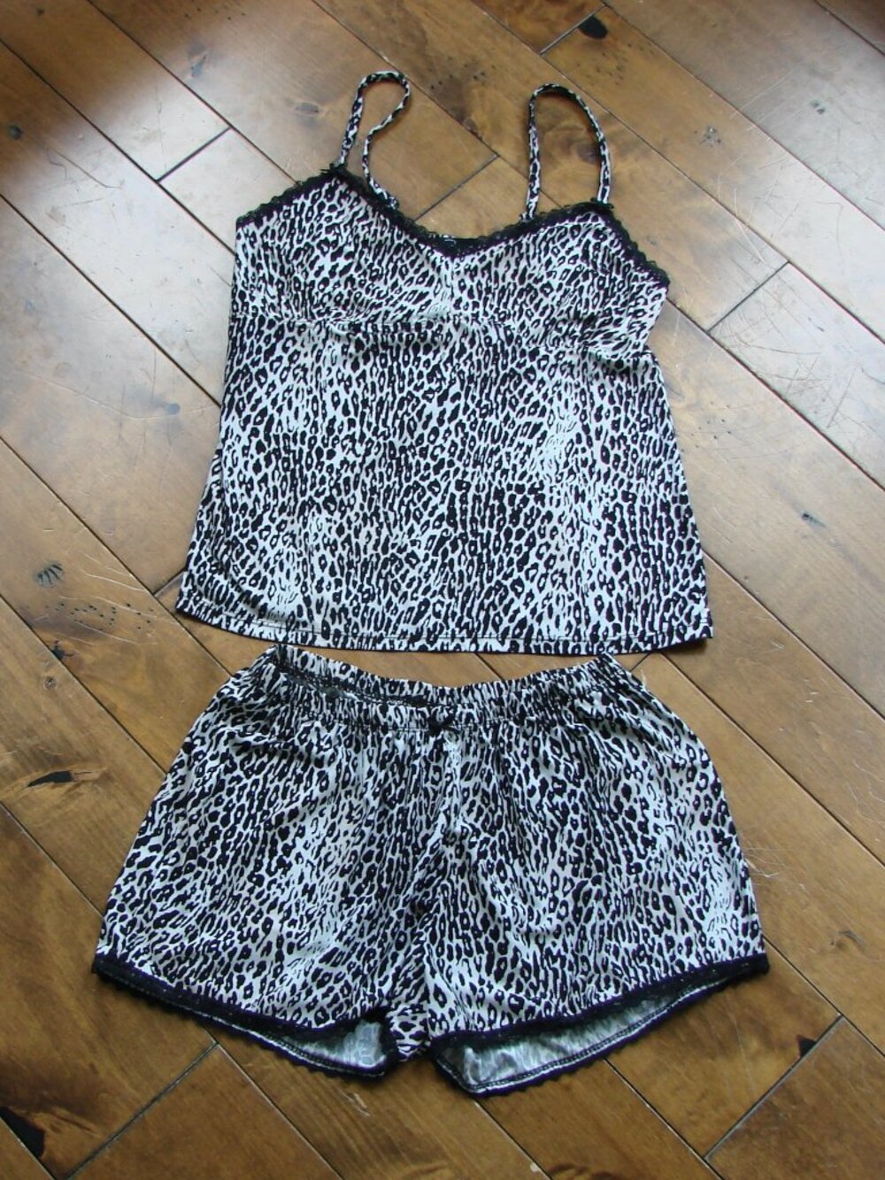 Renee Rofe Camisole Shorts Pajama Set Black Leopard Animal Print Lace Medium